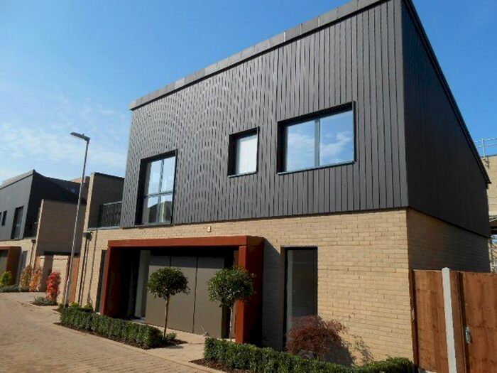 2 Bedroom Property To Rent In Elm Road, Trumpington, Cambridge, CB2