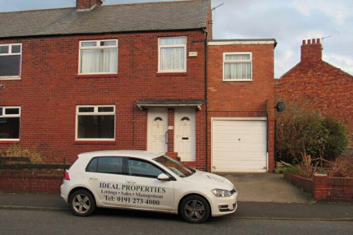 2 Bedroom Flat To Rent In Irthing Avenue, Walker, NE6