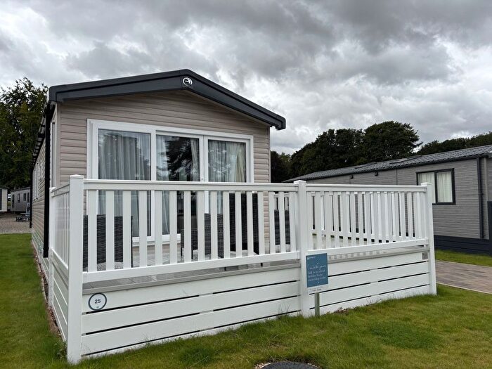 3 Bedroom Mobile/park Home For Sale In Kelso, TD5