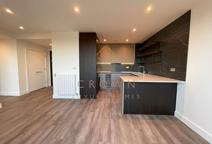 2 Bedroom Apartment To Rent In Batchford House, Kidbrooke Village, SE3