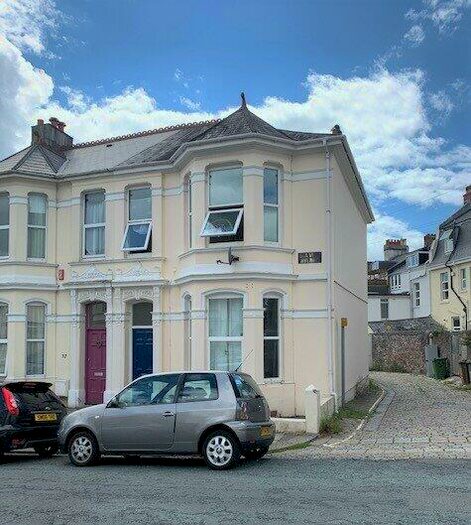 1 Bedroom Flat To Rent In Sea View Avenue, Lipson, PL4