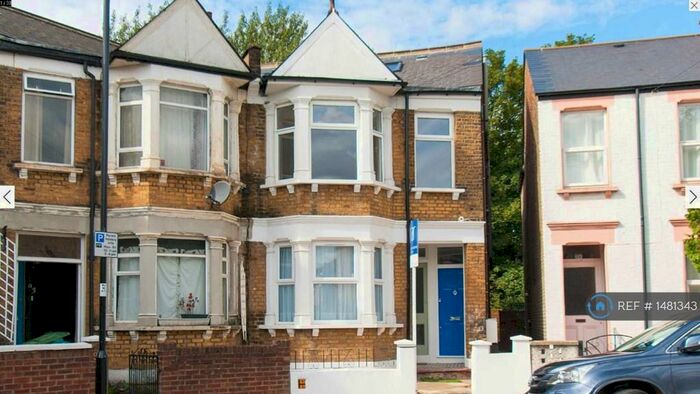 3 Bedroom Flat To Rent In Wells House Road, London, NW10