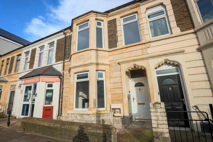 4 Bedroom Terraced House To Rent In Clare Road, Grangetown, Cardiff, CF11