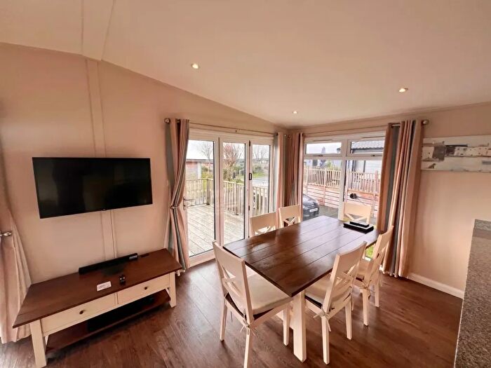 3 Bedroom Park Home For Sale In Boswinger, St. Austell, PL26