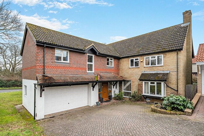 6 Bedroom Detached House For Sale In Balmoral Close, Flitwick, MK45