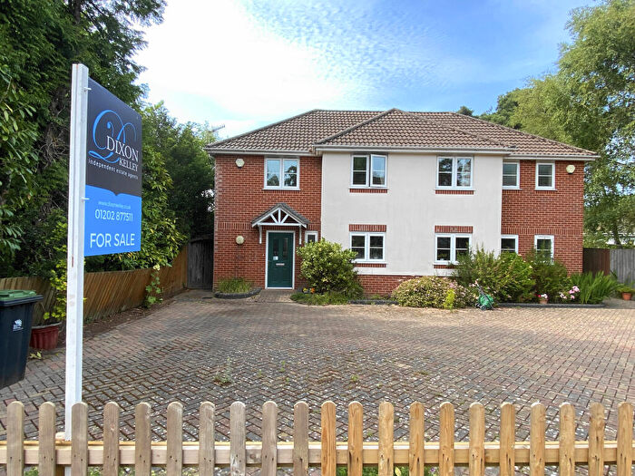 3 Bedroom Semi-Detached House For Sale In Glenwood Road, West Moors, Ferndown, Dorset, BH22