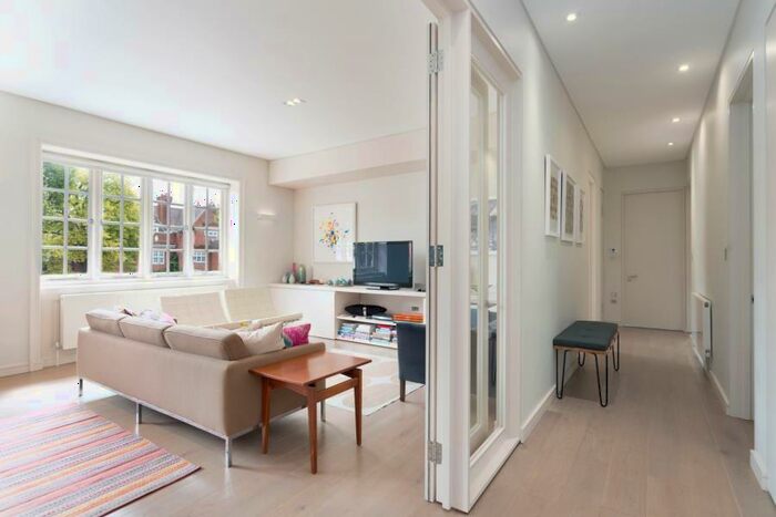3 Bedroom Apartment To Rent In Elsworthy Road, Primrose Hill, NW3