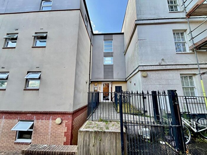 1 Bedroom Flat To Rent In Mulberry Court, Wick Road, Bristol, BS4