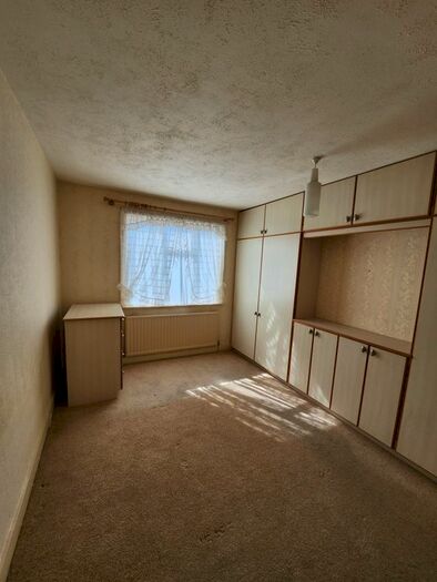 4 Bedroom Semi-Detached House To Rent In Eton Road, Ilford, IG1