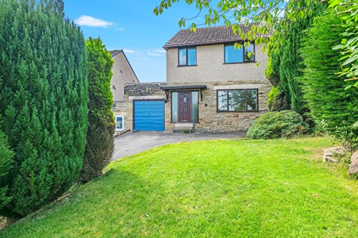 3 Bedroom Link Detached House For Sale In Ghyll Close, Steeton, Keighley, West Yorkshire, BD20
