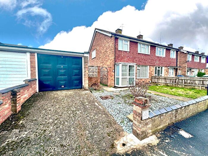 3 Bedroom House To Rent In Pennywell Drive, Oxford, OX2