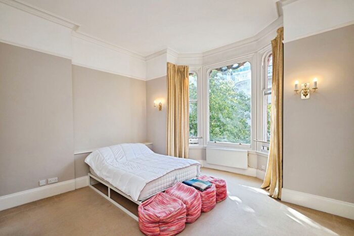 2 Bedroom Flat For Sale In Cannon Street, Birmingham, West Midlands, B2