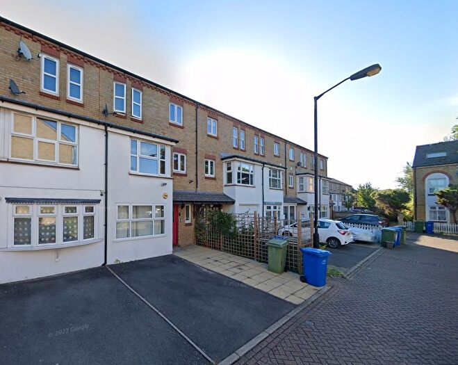 5 Bedroom Terraced House To Rent In Keats Close, Bermondsey, SE1