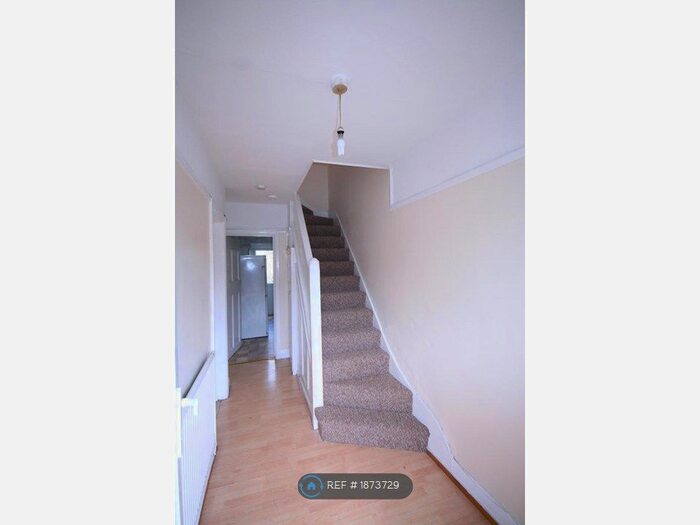 3 Bedroom Terraced House To Rent In Drake Road, Harrow, HA2