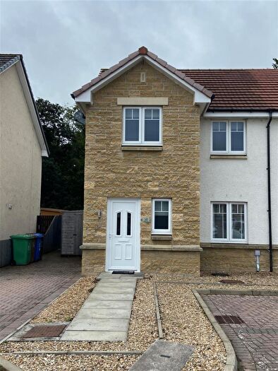 3 Bedroom Semi-Detached House To Rent In Targate Road, Dunfermline, KY12