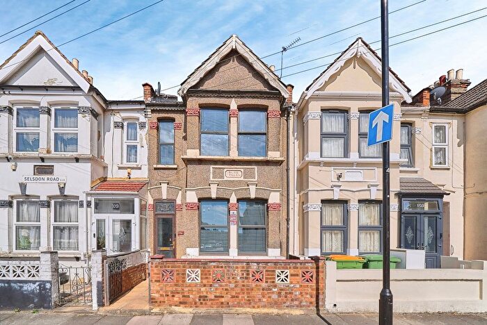 3 Bedroom Terraced House For Sale In Selsdon Road, London, E13