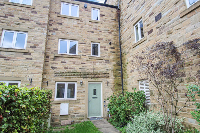 4 Bedroom Terraced House For Sale In Tannery Lane, Embsay, Skipton, BD23