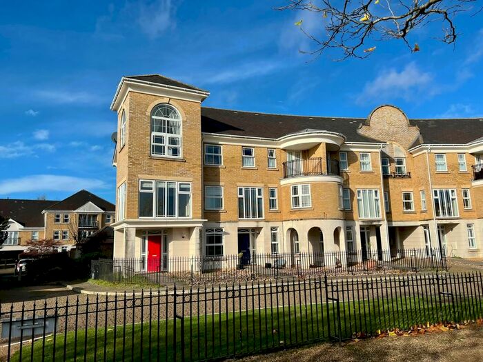 4 Bedroom End Of Terrace House To Rent In Dettingen Crescent, Deepcut, Camberley, GU16