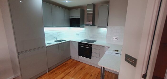 1 Bedroom Flat To Rent In Grange Road, London, SE1