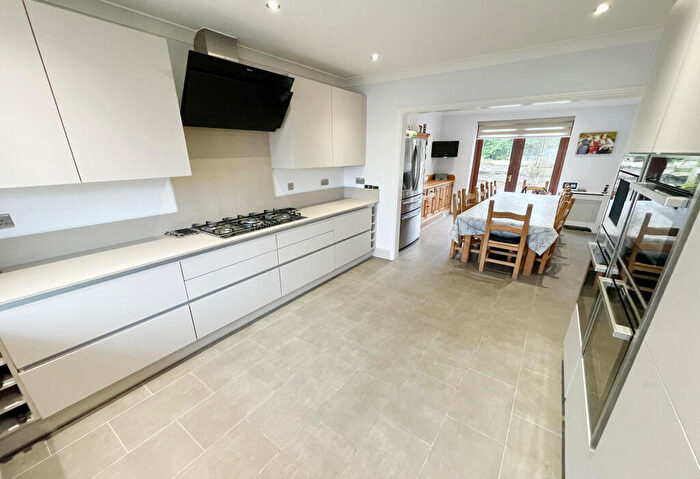 3 Bedroom Detached House For Sale In Ringwood Road, Bournemouth, Dorset, BH11