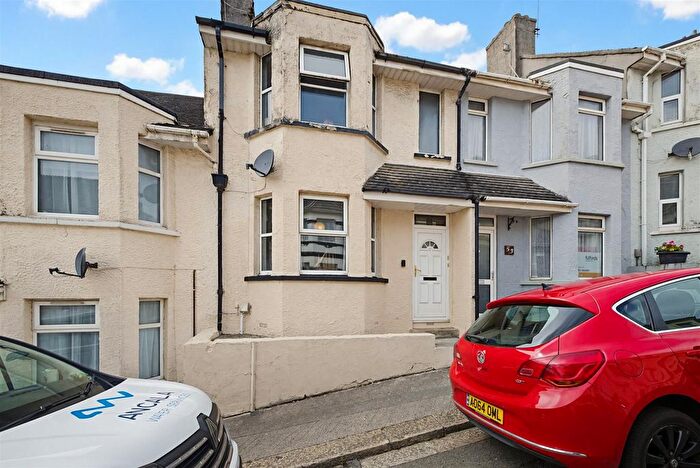 3 Bedroom Terraced House For Sale In Warleigh Avenue, Plymouth, PL2
