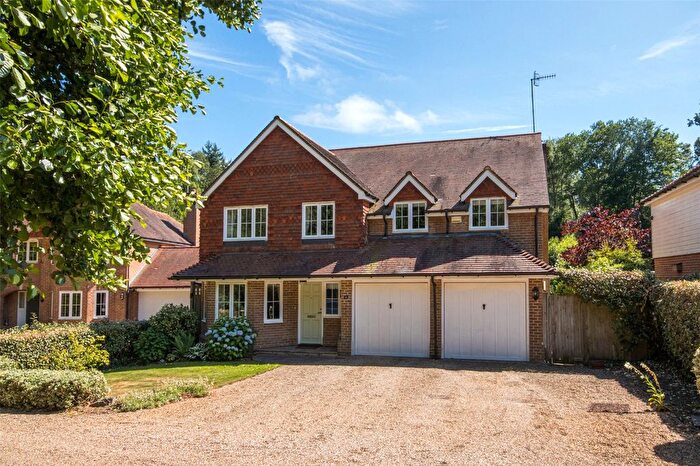 5 Bedroom Detached House For Sale In Lamberts Place, Horsmonden, Tonbridge, Kent, TN12