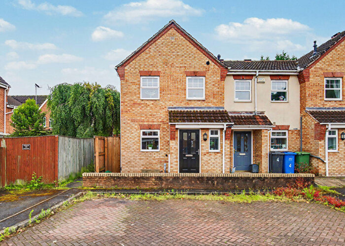 3 Bedroom Terraced House For Sale In Kariba Close, Chesterfield, S41