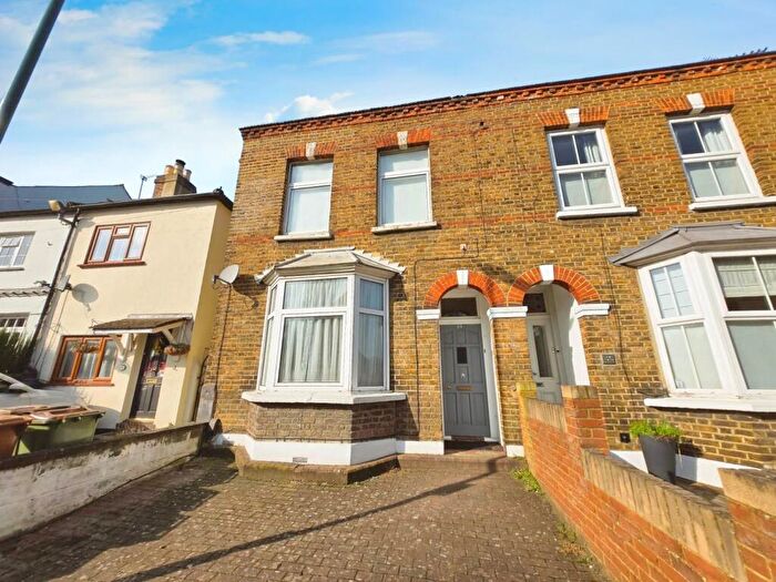 3 Bedroom House To Rent In Mill Lane, Carshalton, SM5