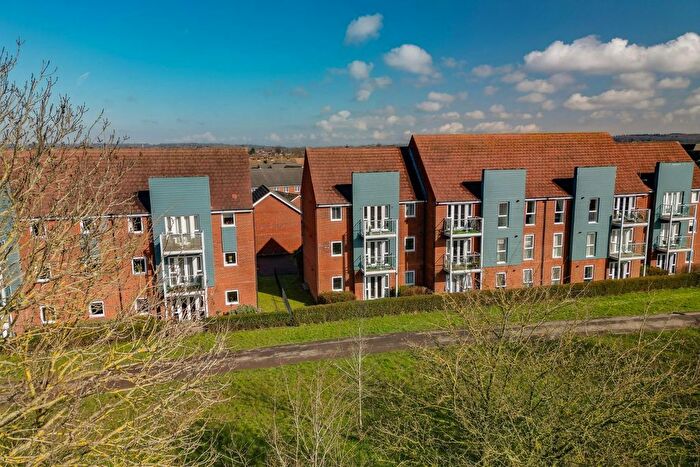 2 Bedroom Flat For Sale In Dakota Way, Lakeside, Eastleigh, SO50