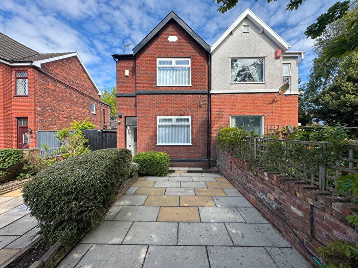2 Bedroom Semi-Detached House For Sale In Poulton Road, Southport, PR9