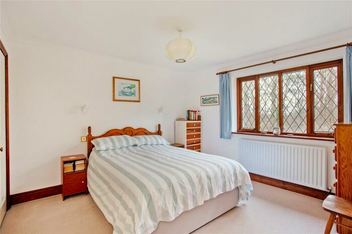 5 Bedroom Detached House For Sale In Kingswood Rise, Four Marks, GU34