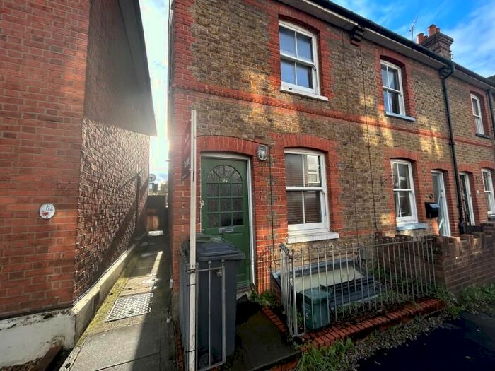 3 Bedroom Property To Rent In Drummond Road, Guildford, GU1