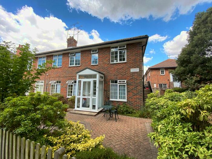 2 Bedroom Apartment To Rent In Chappell Croft, Manor Road, Worthing, West Sussex, BN11