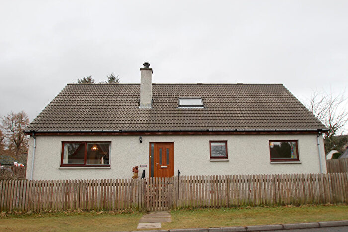 5 Bedroom Detached House For Sale In Toabh Na Coille, Church Terrace, Newtonmore, PH20