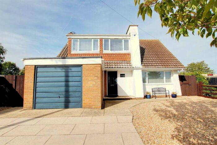 3 Bedroom Detached House For Sale In Maltby Road, Beesby, Alford, LN13
