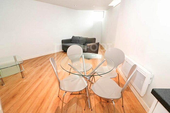 2 Bedroom Apartment To Rent In Grattan House, Grattan Road, Bradford, BD1
