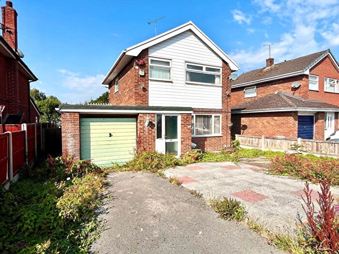 3 Bedroom Detached House For Sale In Ffordd Meirionydd, Wrexham, LL11
