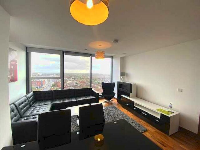 2 Bedroom Apartment To Rent In * Fully Furnished * Southchurch, SS1