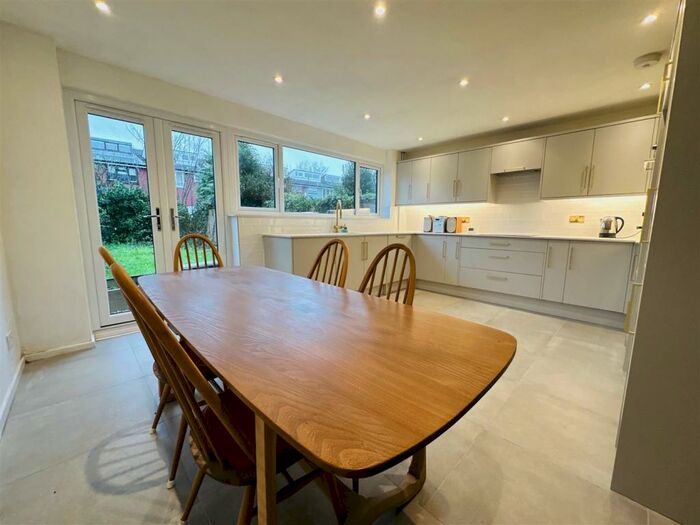 3 Bedroom End Of Terrace House To Rent In Warminster Road, London, SE25