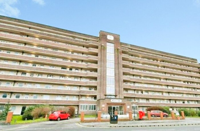 2 Bedroom Flat For Sale In Bradfield Road, Sheffield, S6