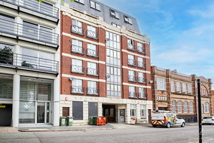 1 Bedroom Apartment To Rent In Midland Court, Cox Street, St Pauls Square, B3