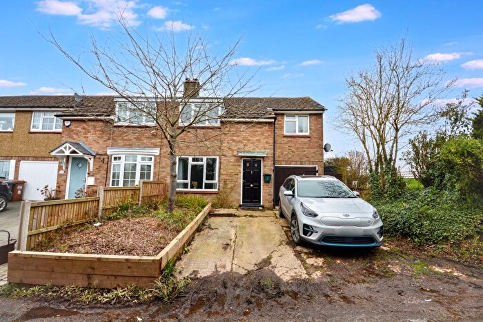 3 Bedroom End Of Terrace House For Sale In A Long Lane, Aston End, Nr Stevenage, Hertfordshire, SG2