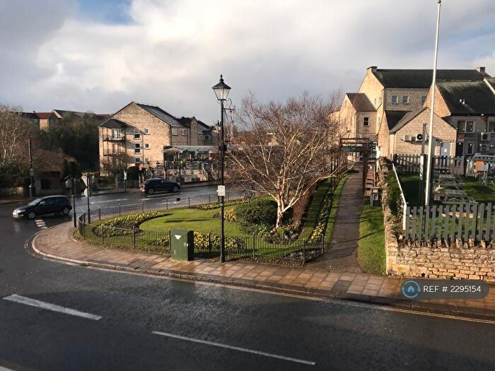 2 Bedroom Flat To Rent In Cliffe Terrace, Wetherby, LS22