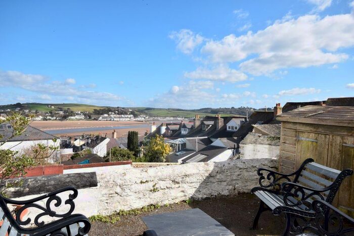 1 Bedroom Flat To Rent In Meeting Street, Appledore, Bideford, EX39