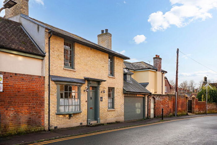 4 Bedroom Detached House For Sale In Park Lane, Saffron Walden, CB10