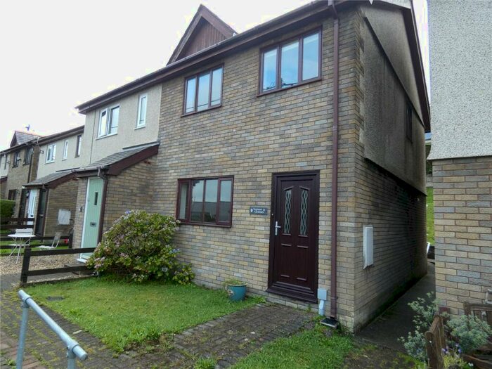 3 Bedroom End Of Terrace House To Rent In Tafarn Y Grisiau, Y Felinheli, Gwynedd, LL56