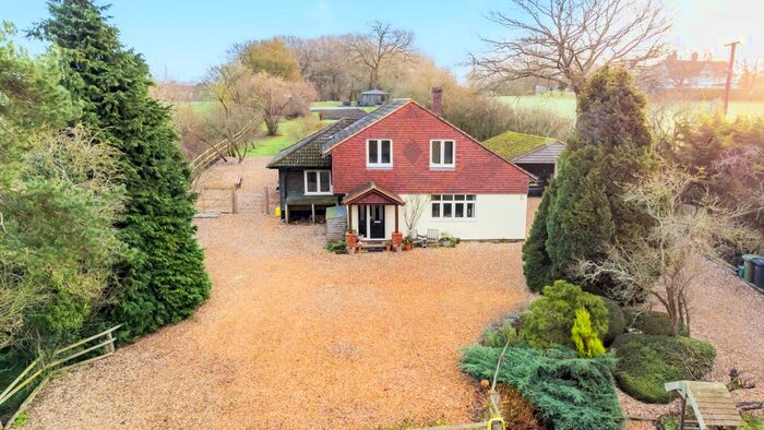 4 Bedroom Detached House For Sale In Flexford Road, Normandy, Guildford, GU3