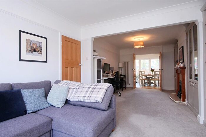 3 Bedroom Semi-Detached House For Sale In White House Rise, York, YO24