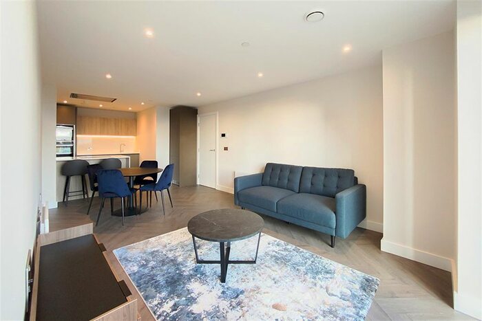 1 Bedroom Flat To Rent In Chester Road, Manchester, M15