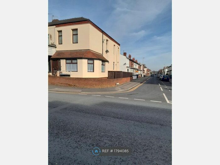 2 Bedroom Flat To Rent In Grosvenor Street, Blackpool, FY1